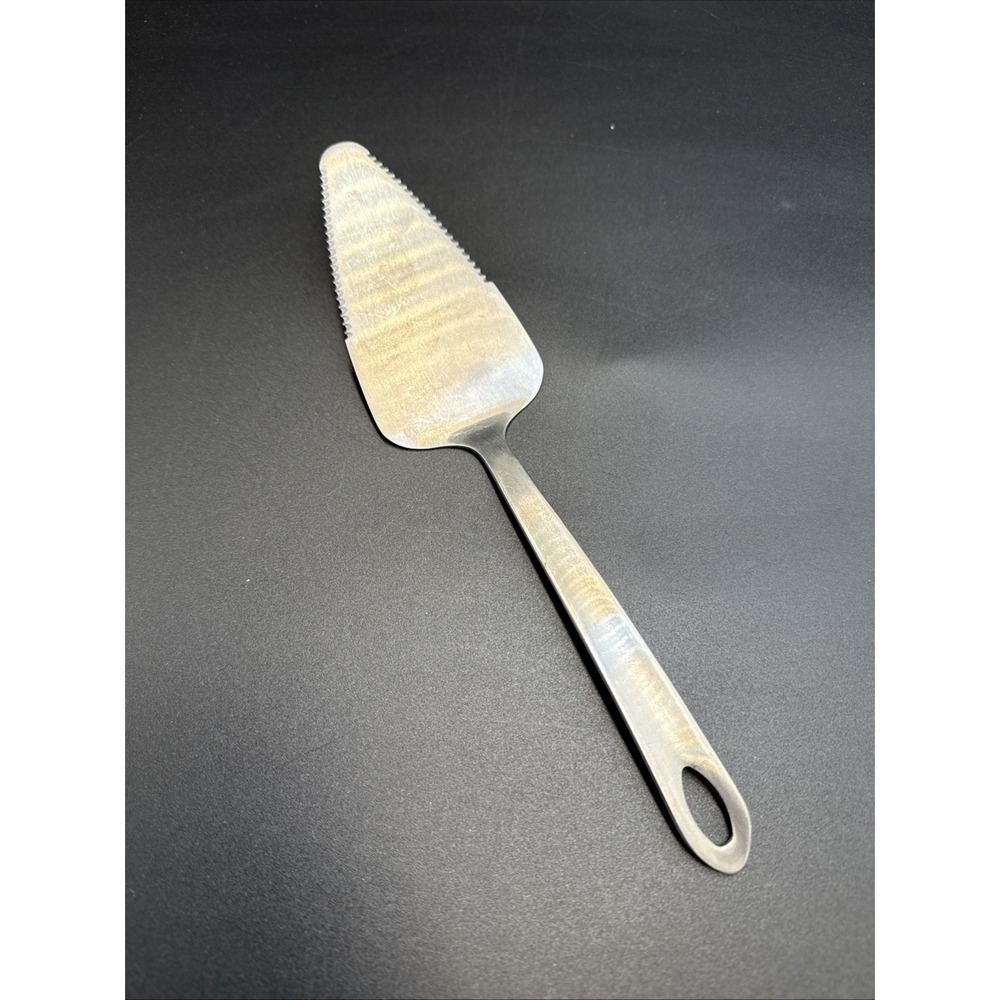 MSE Serrated Pie Server, 18/8 SS,Hole‎ for Hanging, 9.6"x 2.3"